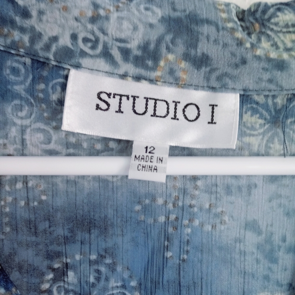 Studio I blue blouse top - Picture 2 of 5